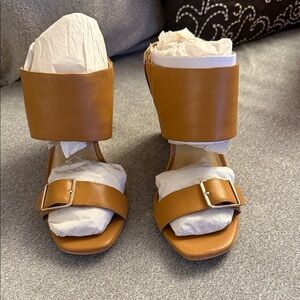 Ann Taylor Tan Women's Sandals
